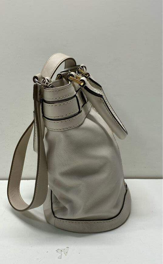 Michael Kors Kingsbury Ivory Leather Shoulder Bucket Tote Bag image number 4