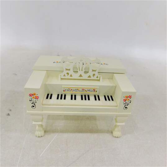 VanderBear Brand Muffy White Piano Music Box image number 1