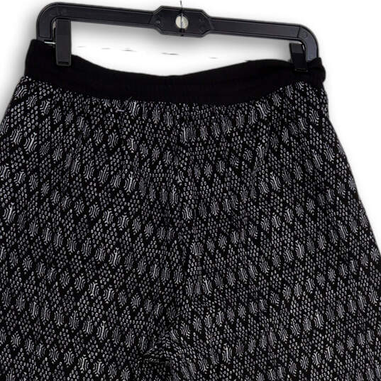 NWT Womens Black Printed Elastic Waist Pockets Wide Leg Capri Pants Size L image number 4