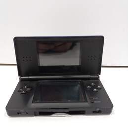 Nintendo DS Lite w/ Carrying Case alternative image