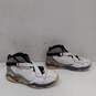 Nike Air Jordan Athletic Sneakers Size 10.5 image number 4