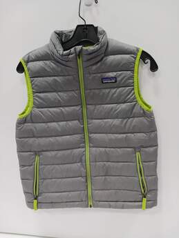 Patagonia Boys Gray/Green Puffer Vest Size L