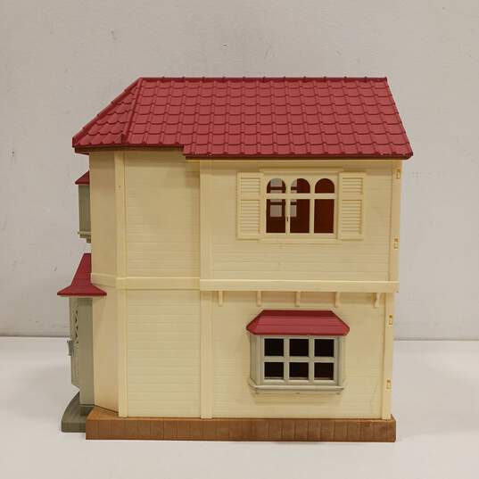 Calico Critters Doll House and Furniture w/ Accessories image number 3