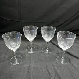Set of 4 Clear Glass Wine Glasses