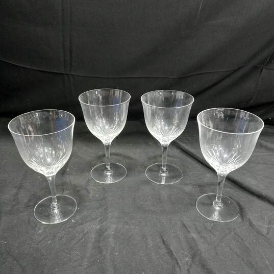 Set of 4 Clear Glass Wine Glasses image number 1