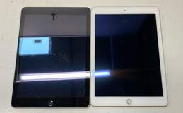 Apple iPads (A1474 & A1566) - Lot of 2 FOR PARTS/REPAIR