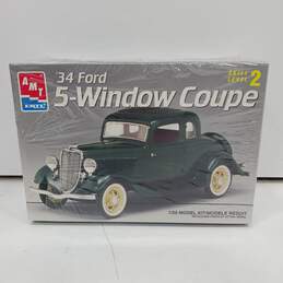 AMT Ertl #8214 1/25 Scale '34 Ford 5-Window Coupe Model Car Kit IOB