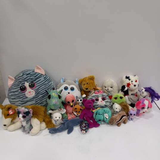 Bundle Of 24 Different Ty Toys/Stuffed Animals/Beanie Babies image number 1