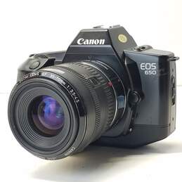 Canon EOS 650 35mm SLR Camera with Lens