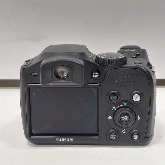 Fujifilm FinePix S800 Digital Camera image number 4