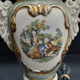 Vintage Martha and George Washington Courting Colonial Victorian Table Lamp alternative image