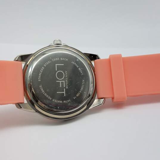 Loft by Ann Taylor 36mm Case Pink Rubber Lady's Quartz Watch New with tag image number 5