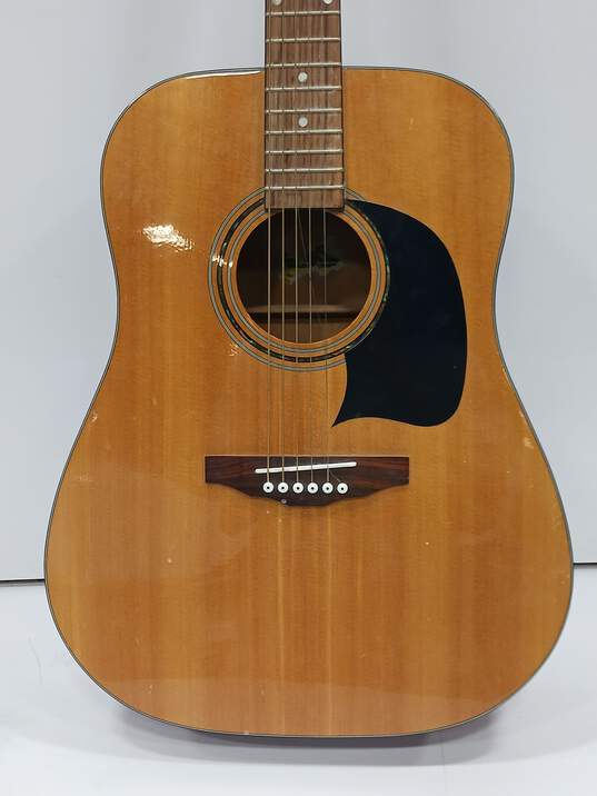 Acoustic Guitar with Travel Case image number 3