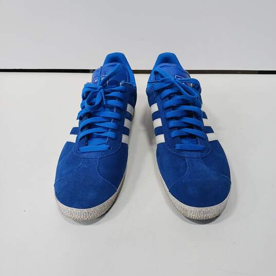 Adidas Men's Royal Blue Suede Gazelle Sneakers Size 13 image number 1