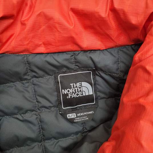 The North Face Thermoball Red Full Zip Jacket Men's Size XL image number 3