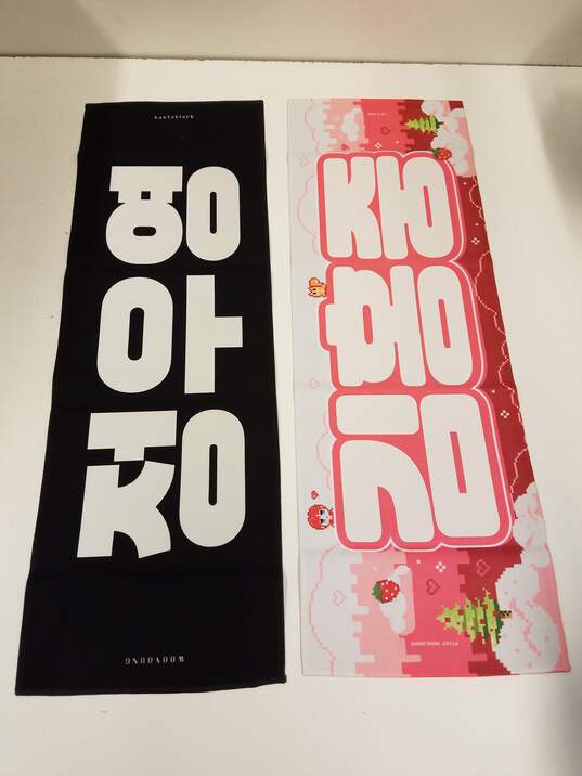AE/BZ K-Pop Box Set of Collectibles image number 4