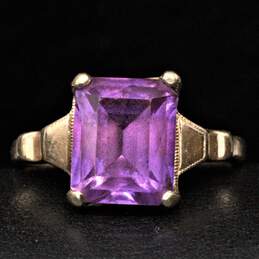 Vintage 10K Yellow Gold Purple Sapphire Ring Size 7.5 - 3.0g alternative image