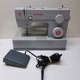 Singer 4423 Heavy Duty Sewing Machine-For Parts/Repair