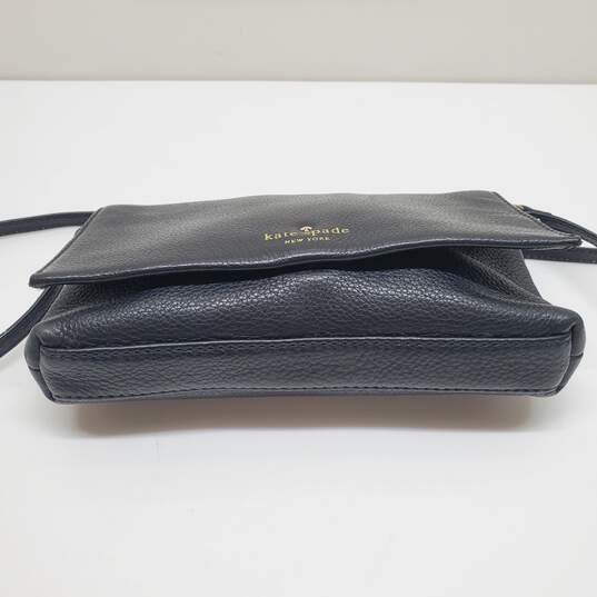 Kate Spade Black Leather Crossbody Bag 10in x 2in x 6in, Used image number 5
