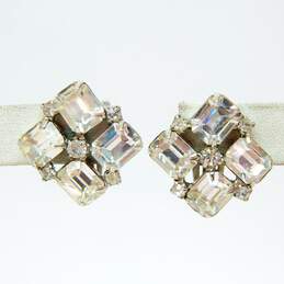 VTG Weiss Silvertone Icy Rhinestones Square Cluster Clip On Earrings alternative image