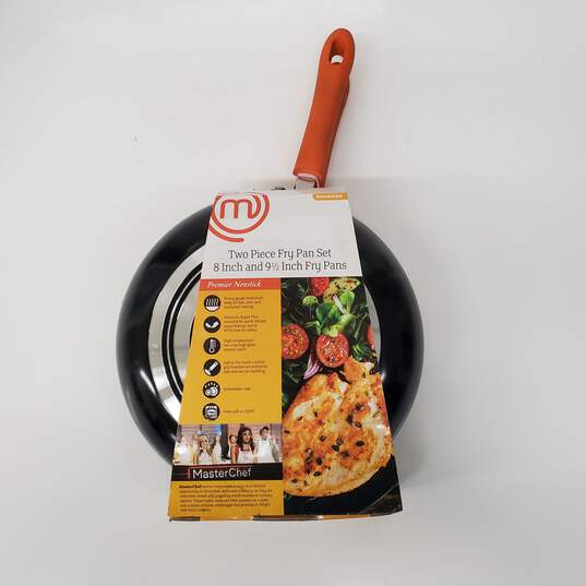 SEALED MasterChef 2 Piece Fry Pan Set 8 & 9 Inch Non Stick Fry Pans image number 2