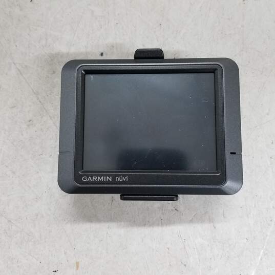 UNTESTED Garmin Nuvi 205w Automotive GPS Navigation System with Changer & Case image number 3