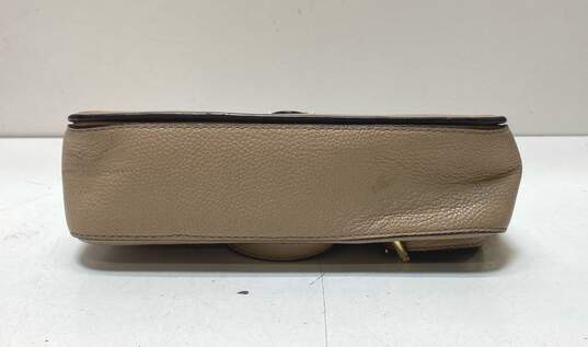 Michael Kors Pebble Leather Vanna Crossbody Sand Beige image number 4