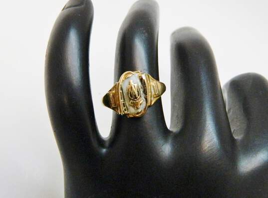 VNTG 10K Yellow Gold 1972 Class Ring 4.0g image number 2