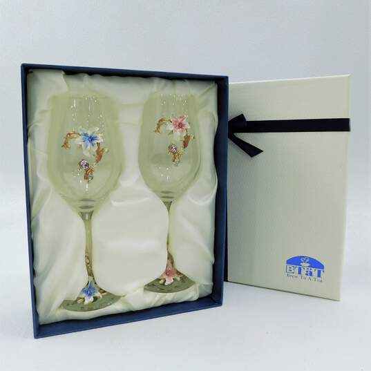 BTaT Brew To A Tea Fancy Floral Embellished Wine Glasses Set of 2 IOB image number 9