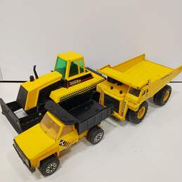 3pc Bundle of Assorted Toy Construction Vehicles