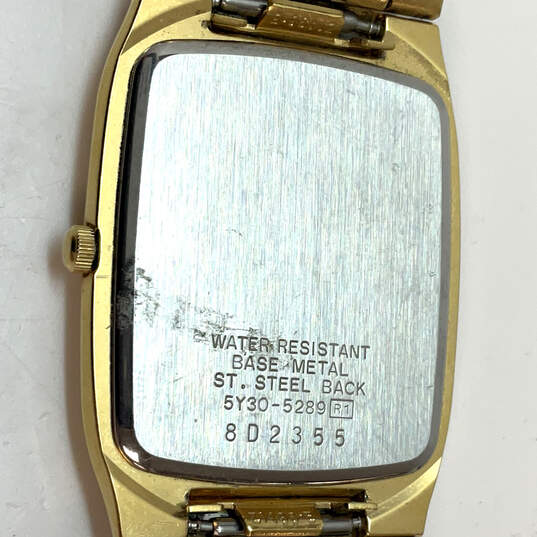 Designer Seiko 5Y30-5289 Gold-Tone Black Rectangle Dial Analog Wristwatch image number 4