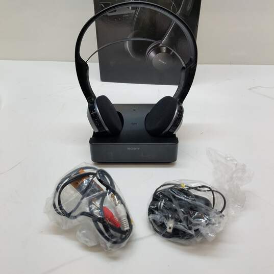 Sony Cordless Stereo Headphone System MDR-IF245RK image number 1