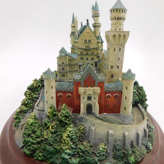 Neuschwanstein Castle "Great Castles of the World" by Lenox 1993 image number 3