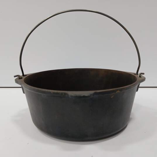 Vintage Handled Cast Iron Spider Skillet Pot Cauldron Dutch Oven image number 1