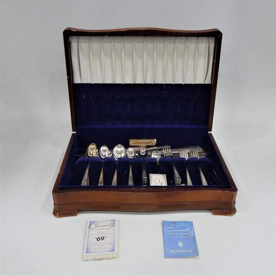 Vintage Community Milady Silver Plate Flatware With Case image number 1