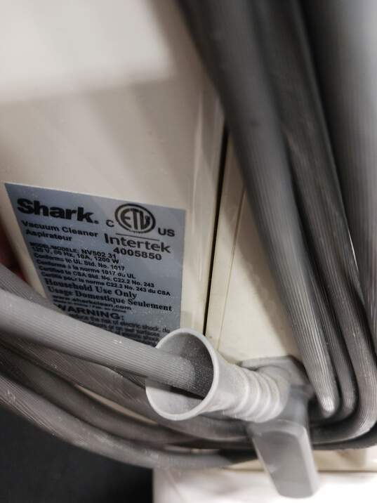Shark Rotator Lift-Away Upright Vacuum image number 5