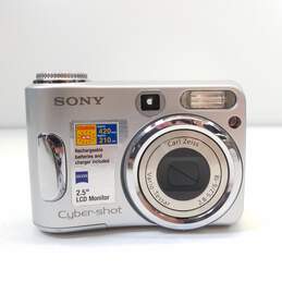 Sony Cyber-shot DSC-S90 4.1MP Digital Camera alternative image