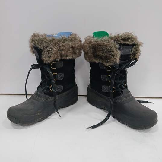 Khombu Black Snow Boots Women's Size 10 image number 2