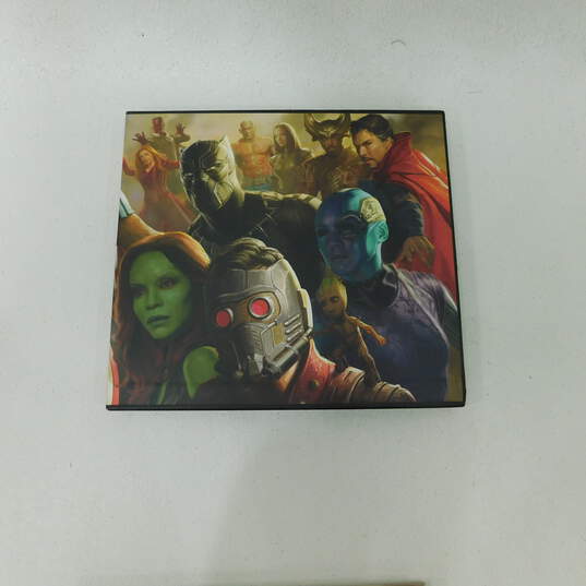 The Road To Avengers: Infinity War - The Art of the Marvel Universe Artbook image number 8