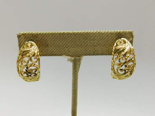 14K Yellow Gold Etched Floral Leafy Half Hoop Post Earrings 4.7g image number 2