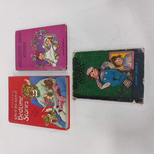 Bundle of 3 Vintage Children's Books image number 1