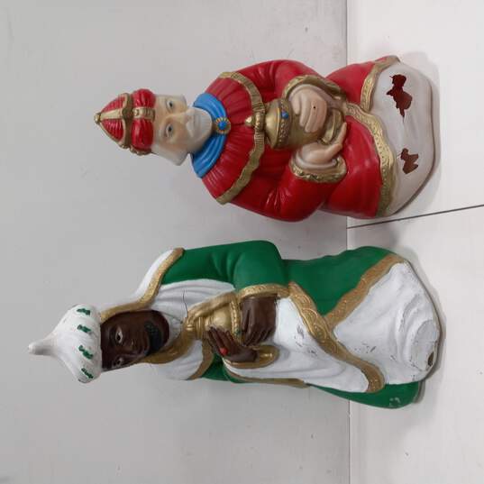 Bundle of Two Nativity Scene Holiday Decorations image number 1