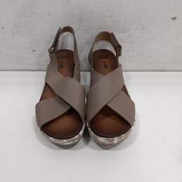Clarks Women's Stasha Hale 4 Taupe Leather Wedge Sandals Size 8W