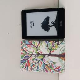 Kindle E-Reader PQ94WIF w/ Floral Case