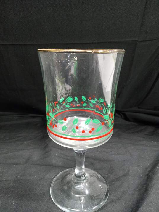 5 Vintage 1985 Arbys Christmas Collection Glasses image number 3
