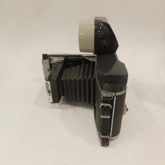 Polaroid 900 Electric Eye Folding Handheld Land Camera W/ Case & Light image number 4