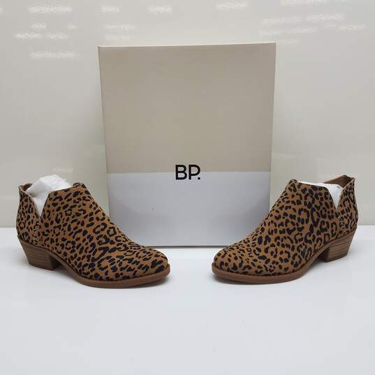 Women's BP Leopard Printed Suede Ankle Bootie Size 6M w/ Box image number 1