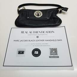 AUTHENTICATED Marc Jacobs Black Leather Handheld Bag