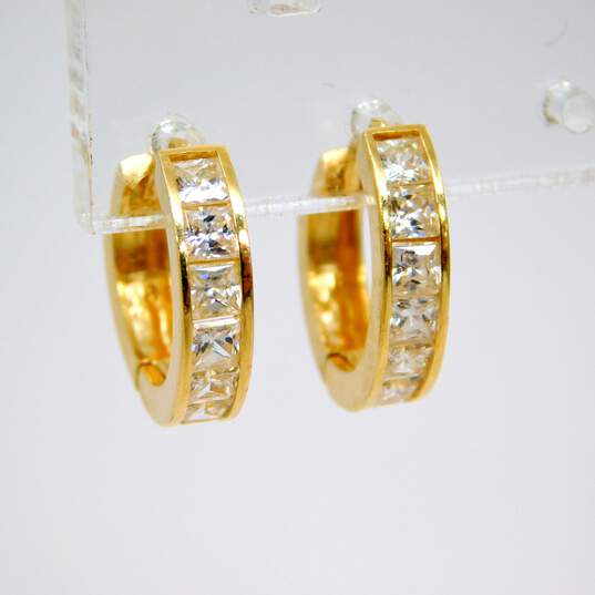 14K Gold Cubic Zirconia Channel Set Hoop Earrings 3.1g image number 3
