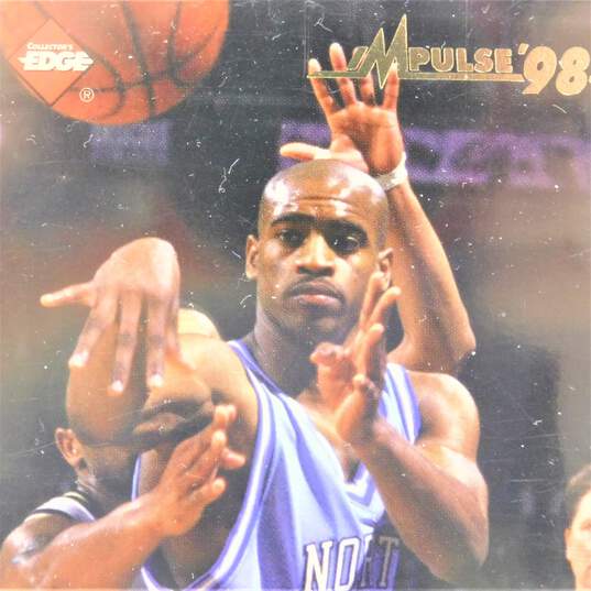 1998-99 Vince Carter Collector's Edge Impulse Rookie image number 2